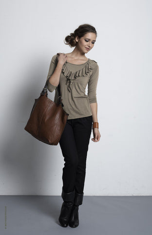 Soft Ribbed Ruffle Tee by Mothers En Vogue